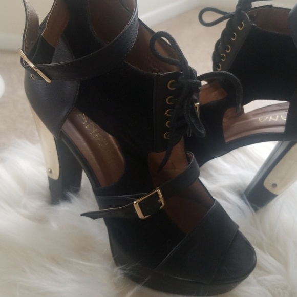 Shoes - Picture 3 of 3